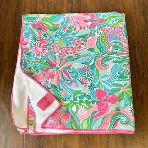 LILLY PULITZER Beach Towel Blue Pink Floral Bath Tropical Hawaiian